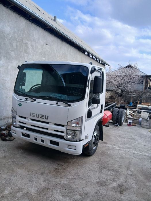 Афтобуздан тахланган