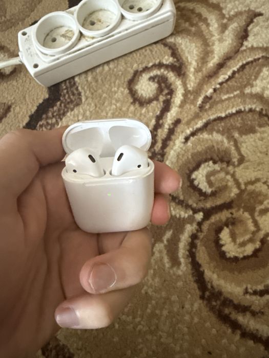 Айрподс  2 хорошом состояние