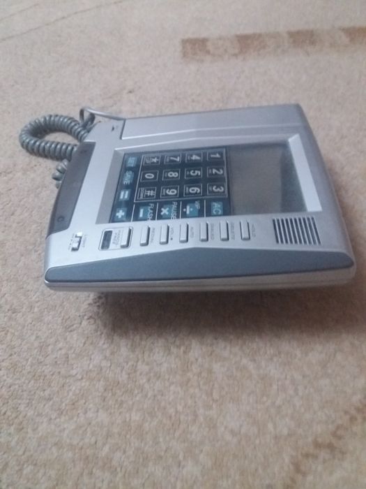 Телефон стационарный.
