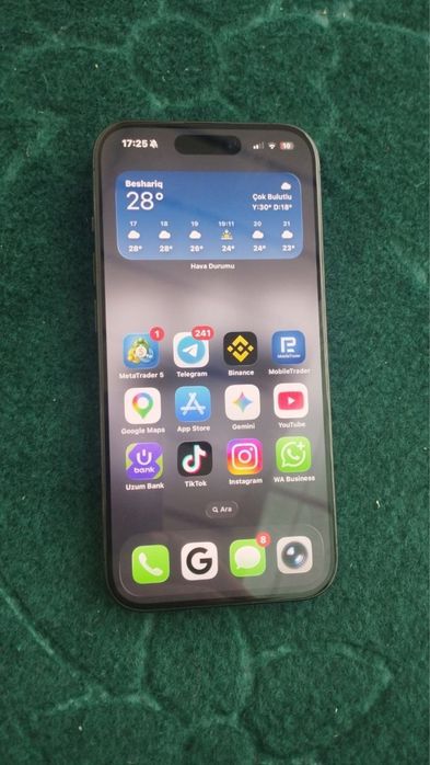 İphone 15 pro 128 GB