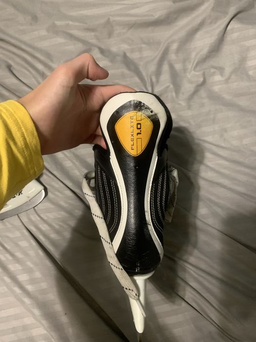 Бауер коньки 1.0 36-37 размер