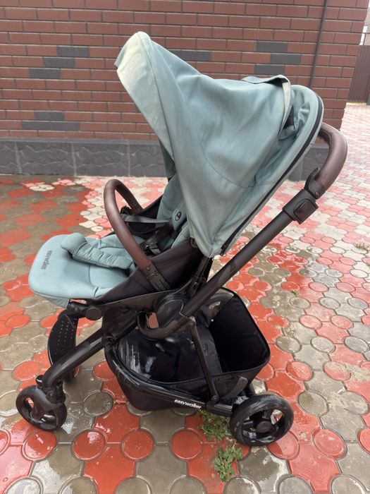 Продам прогулочную коляску Easywalker