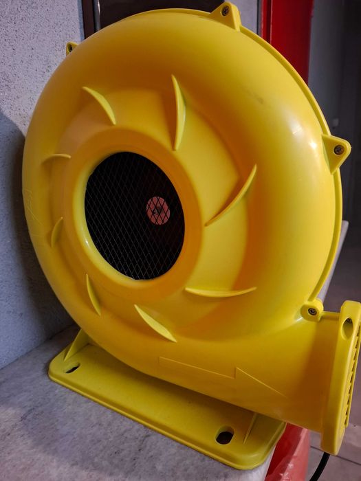 Помпа /компресор/ за батут, 220V - 50Hz. 2 бр.: 650-720W и 580-610W