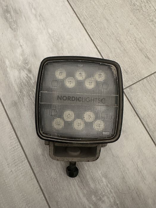 Продам фары на технику