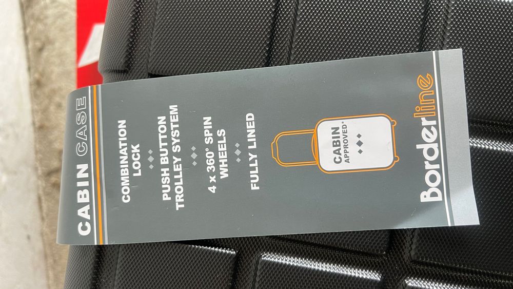 куфар Border Line и It