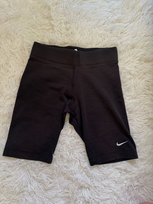 Къс клин Nike