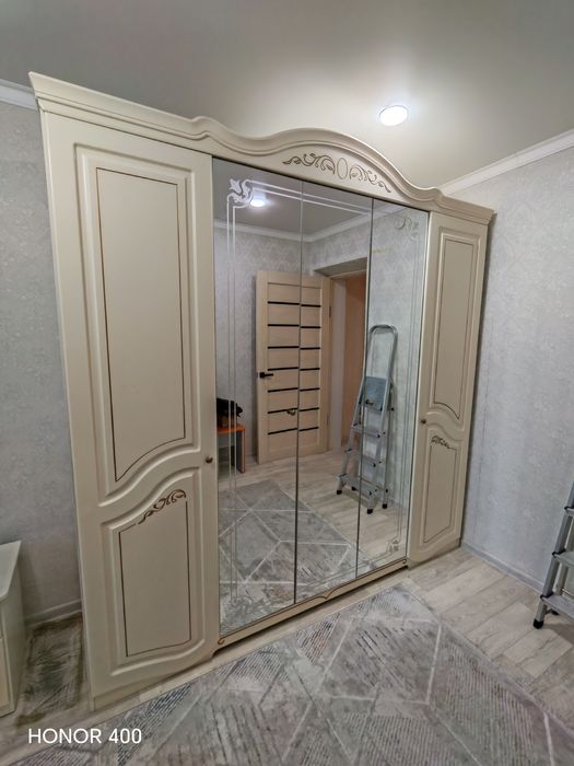 Спальный гарнитур