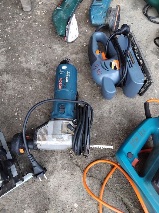 Vând scule electrice