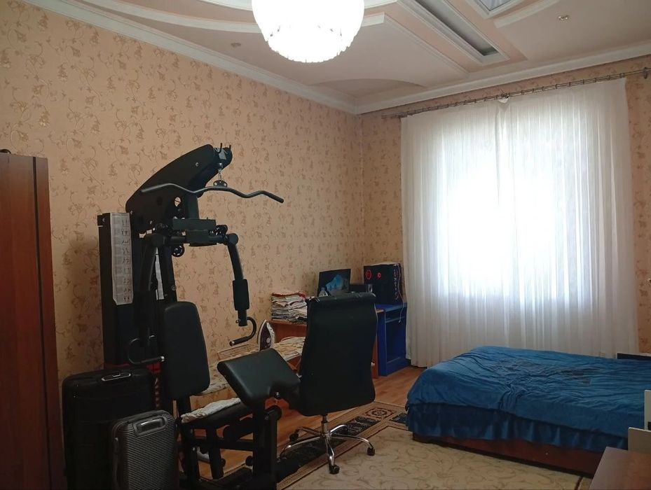 Продается Евродом 4 сотки 8 комнаты Домбрабод  трехуровневый