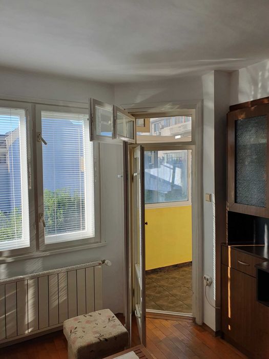 Продава се Тристаен апартамент в Варна, Център - 101 кв.м за 2436 €/кв.м - Снимка #8