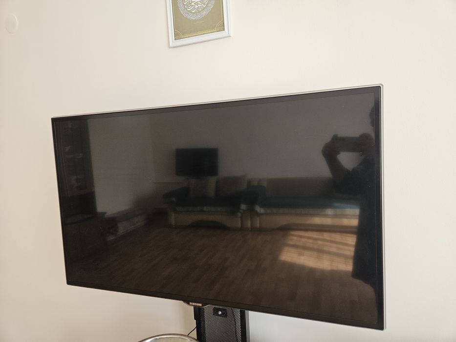 Телевизор самсунг