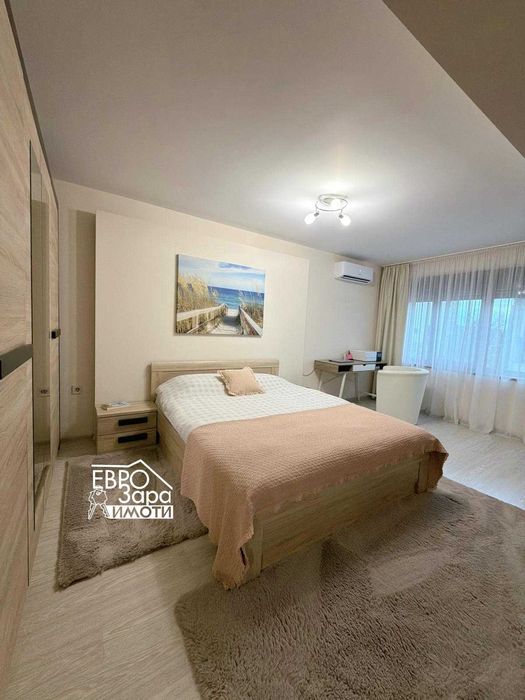 Просторен, обзаведен апартамент за продажба на метри от Жабките