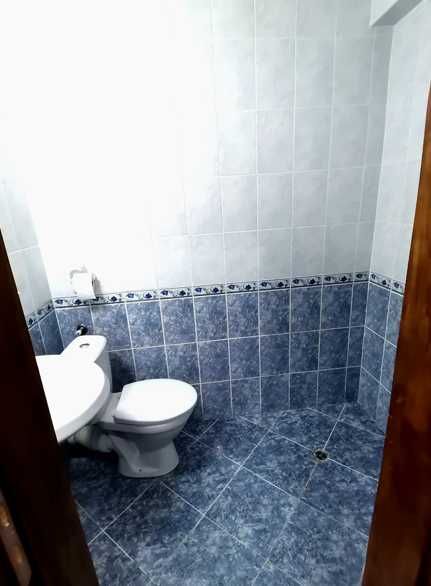 Дава се под наем Двустаен апартамент в Бургас, Славейков - 70 кв.м за 245 € - Снимка #4