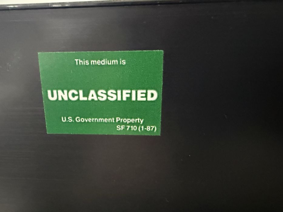 Манитор для компютера