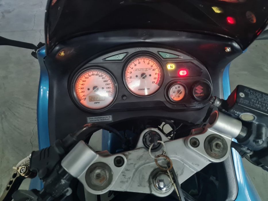 Suzuki GSX 600 F