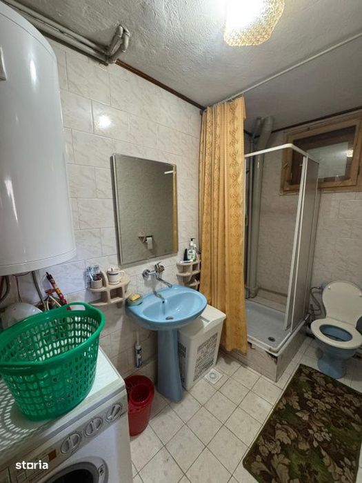 Casa 3 dormitoare, 90 mp, teren 10 ari, zona Firiza
