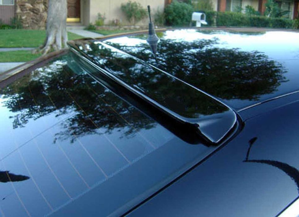 Спойлер за задно стъкло бмв е92 / сенник за bmw e92 / добавка