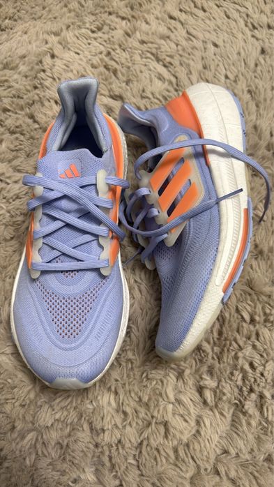 Adidasi adidas ultraboost nr 42.5