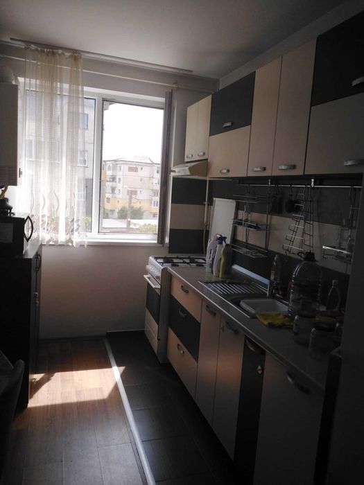 Inchiriez Apartament