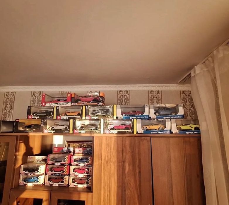 Коллекция машинок