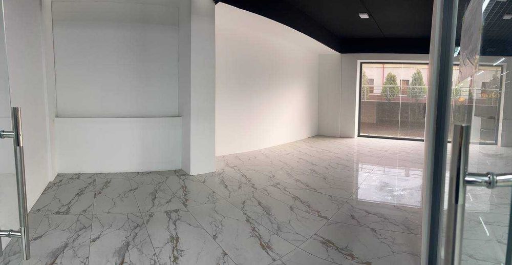 Магазин в торговом центре