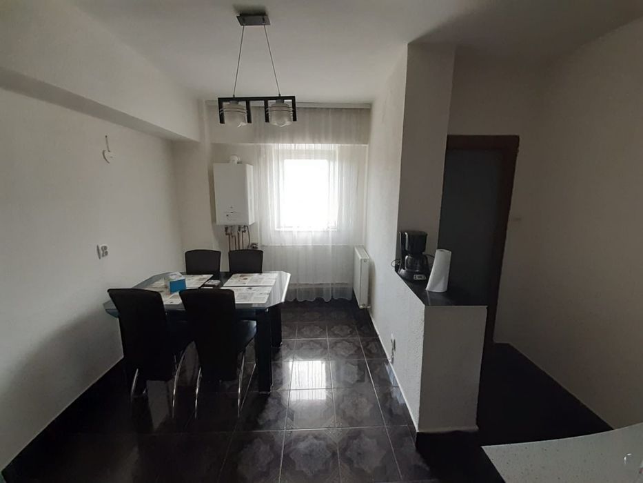 Vand Ap. 3 camere decomandat Brazda