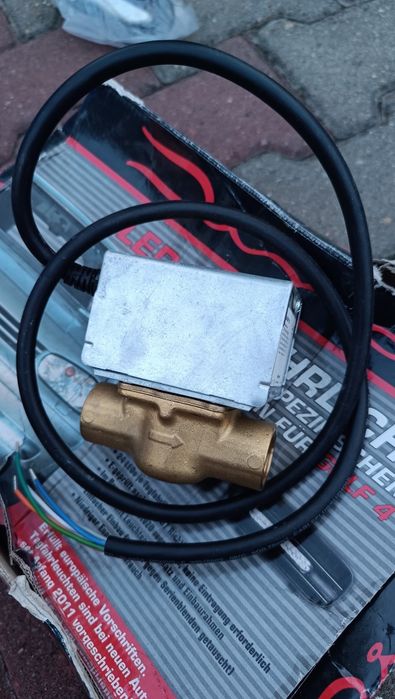 Valva motorizata dublu sens Honeywell