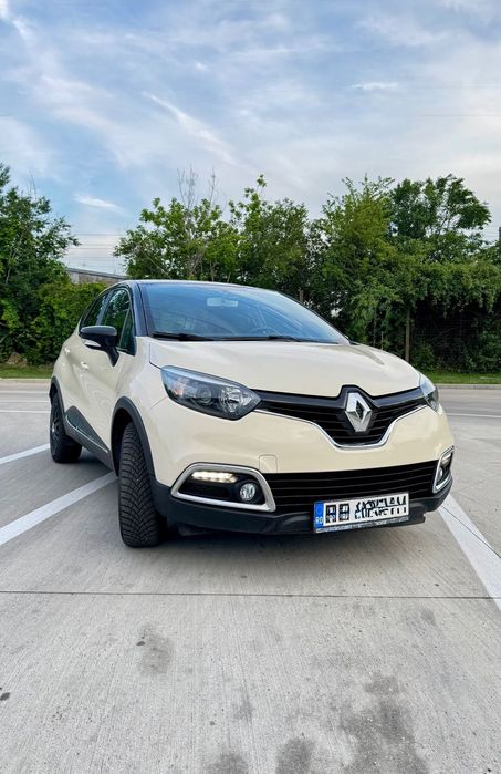 RENAULT Captur 2016