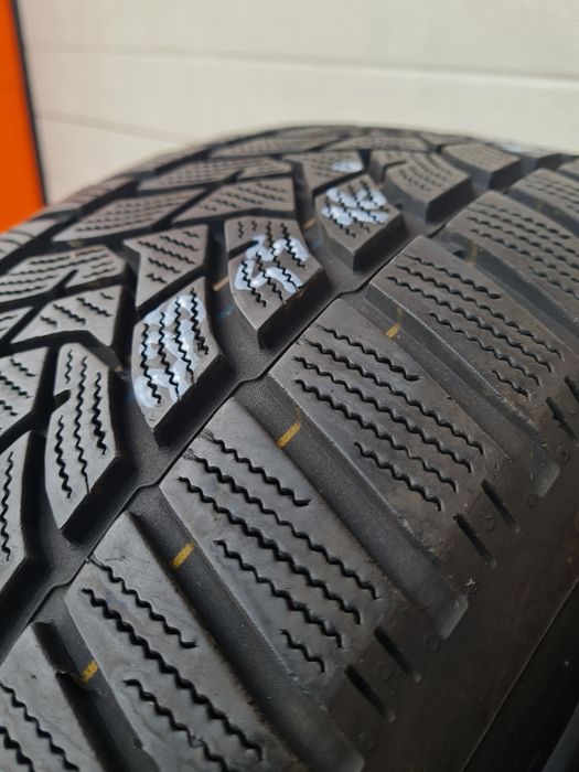 Зимни гуми 2 броя DUNLOP WinterSport5 225 55 R16 дот 3119