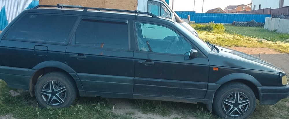 Продаётся Volkswagen Passat  B3 Универсал.