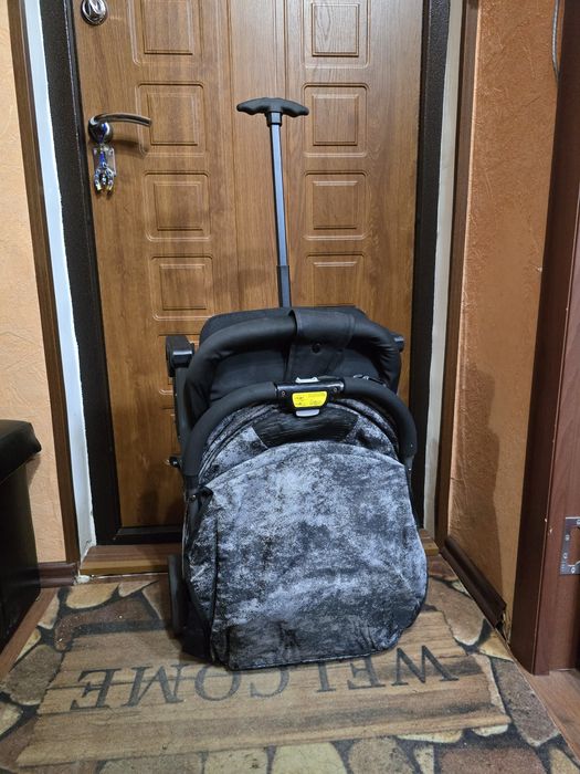 Коляска прогулочная