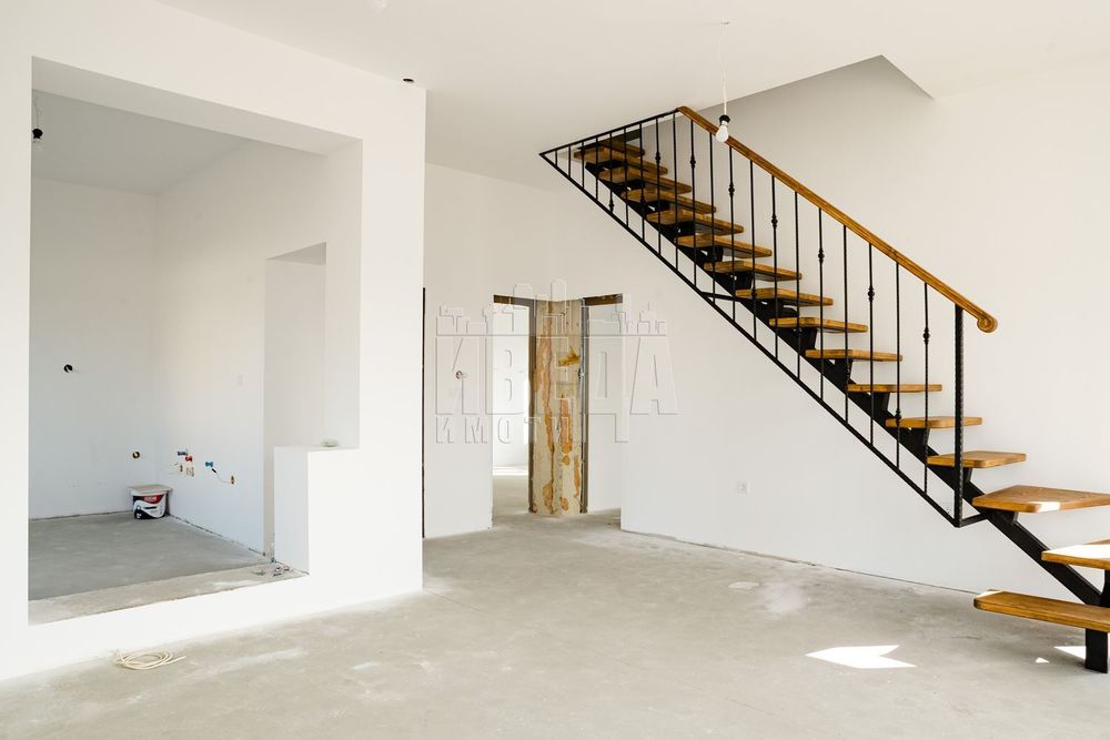 Продава се Къща в с. Здравец, Област Варна - 190 кв.м за 1132 €/кв.м - Снимка #4