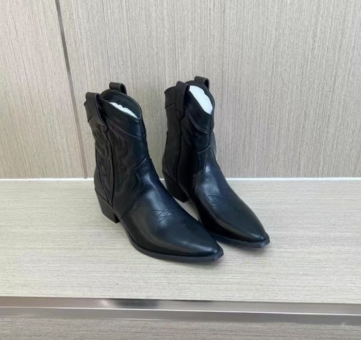 Казаки.Черный ботильоны.