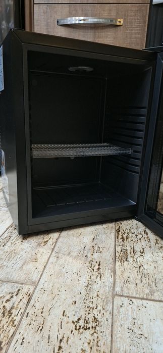 Мини хладилна  витрина