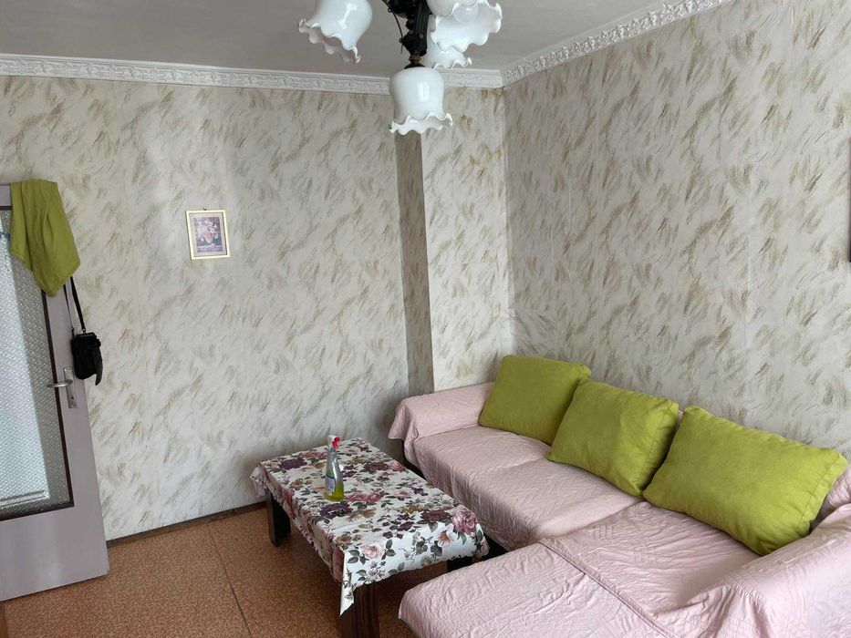 Дава се под наем Двустаен апартамент в Стара Загора, Железник - изток - 45 кв.м за 178.5 € - Снимка #1