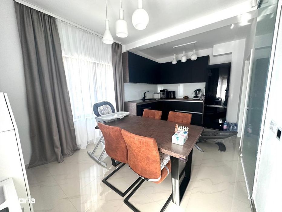 Duplex 4 camere-zona foarte buna -113 mp - Mosnita Noua