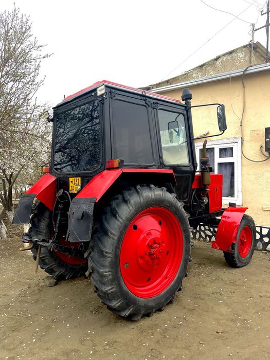 MTZ 80 Traktori.