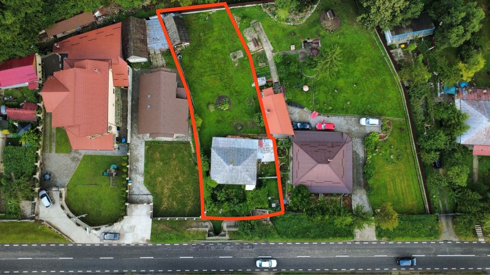 Casă cu teren 810 mp semicentral Slănic Moldova