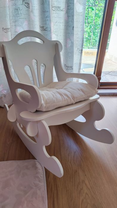 Люлеещо столче бяло