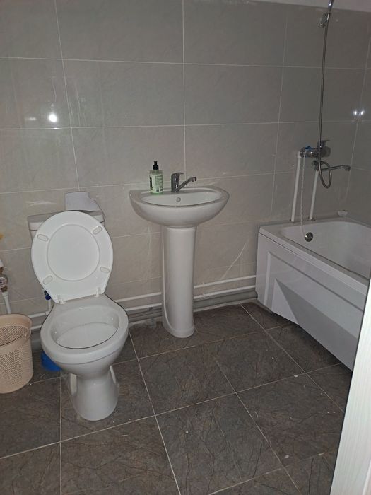 Kvartira uzoq mudatka oila qoyiladi