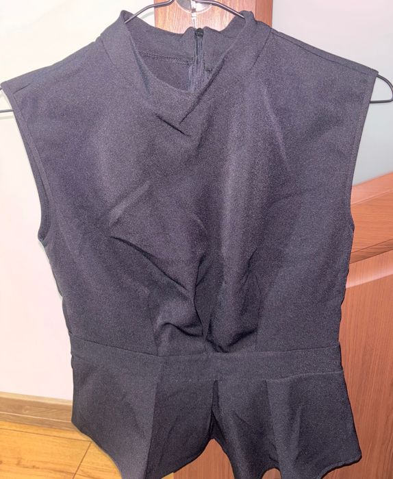 Bluzițe noi mărimea S