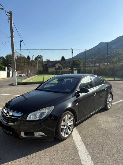Opel insignia  2011