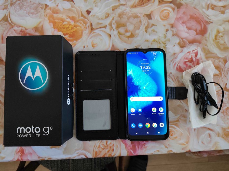 Продавам Motorola Moto G8 Power Litet