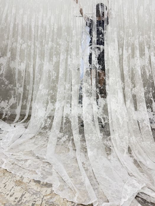 Продается шикарный белый тюль.