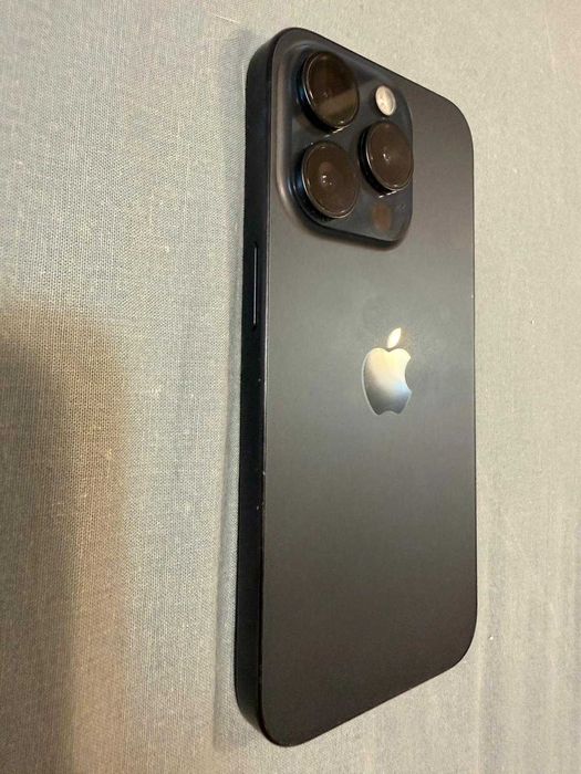 Iphone 15 Pro 256 gb Blue Titanium Neverlocked