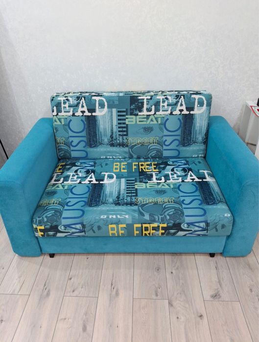 Продам диван в детскую за 30 000 тг