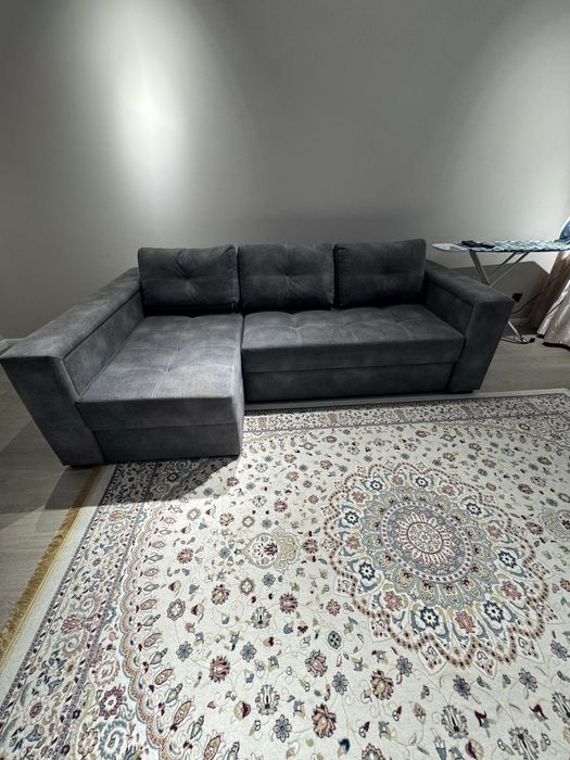 Продам угловой диван