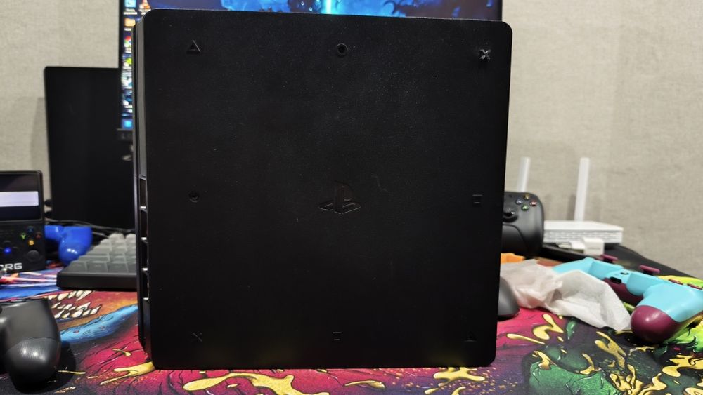 Playstation 4 slim 1tb