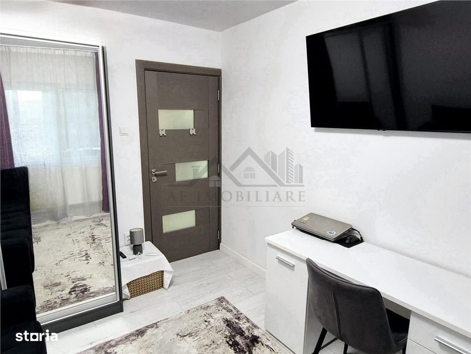 Apartament cu 3 camere de vanzare
