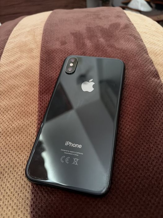 Apple iPhone X  (Работещ, в добро състояние)